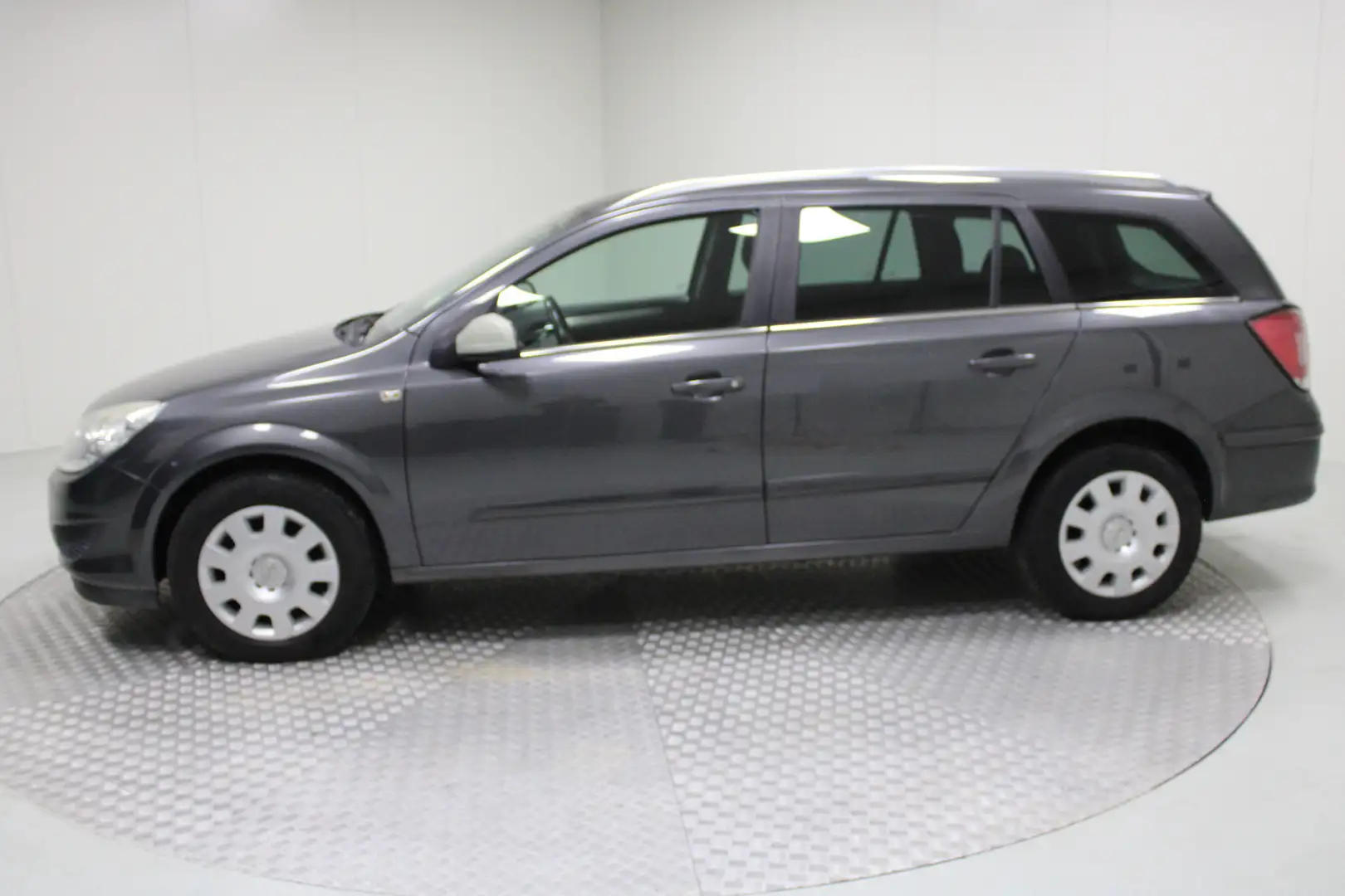 Opel Astra Wagon 1.7 CDTi Business | euro 4 | airco | trekhaa Gris - 2