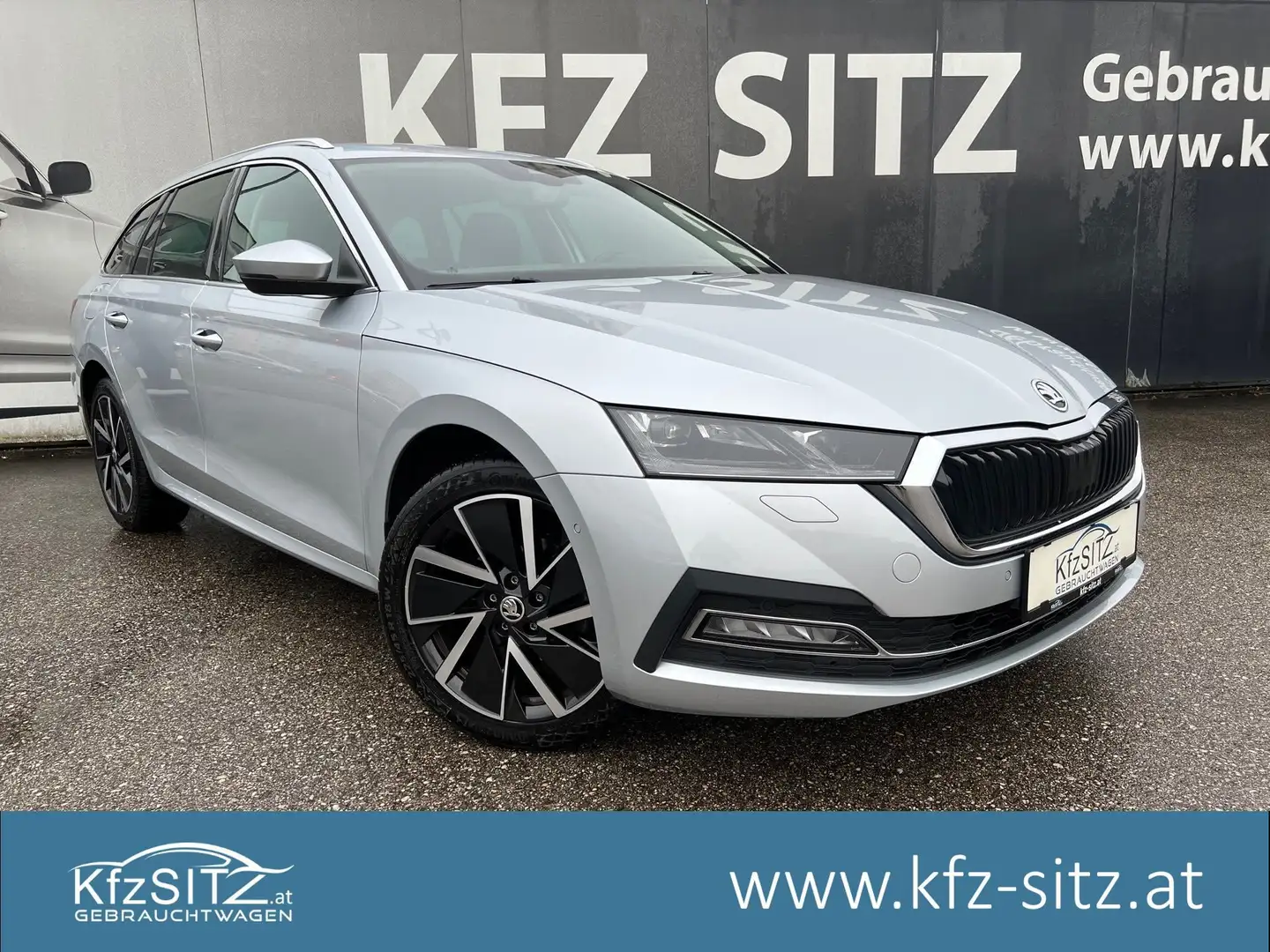 Skoda Octavia Combi 2,0 TDI Style DSG | NP: €43.700 Silber - 1
