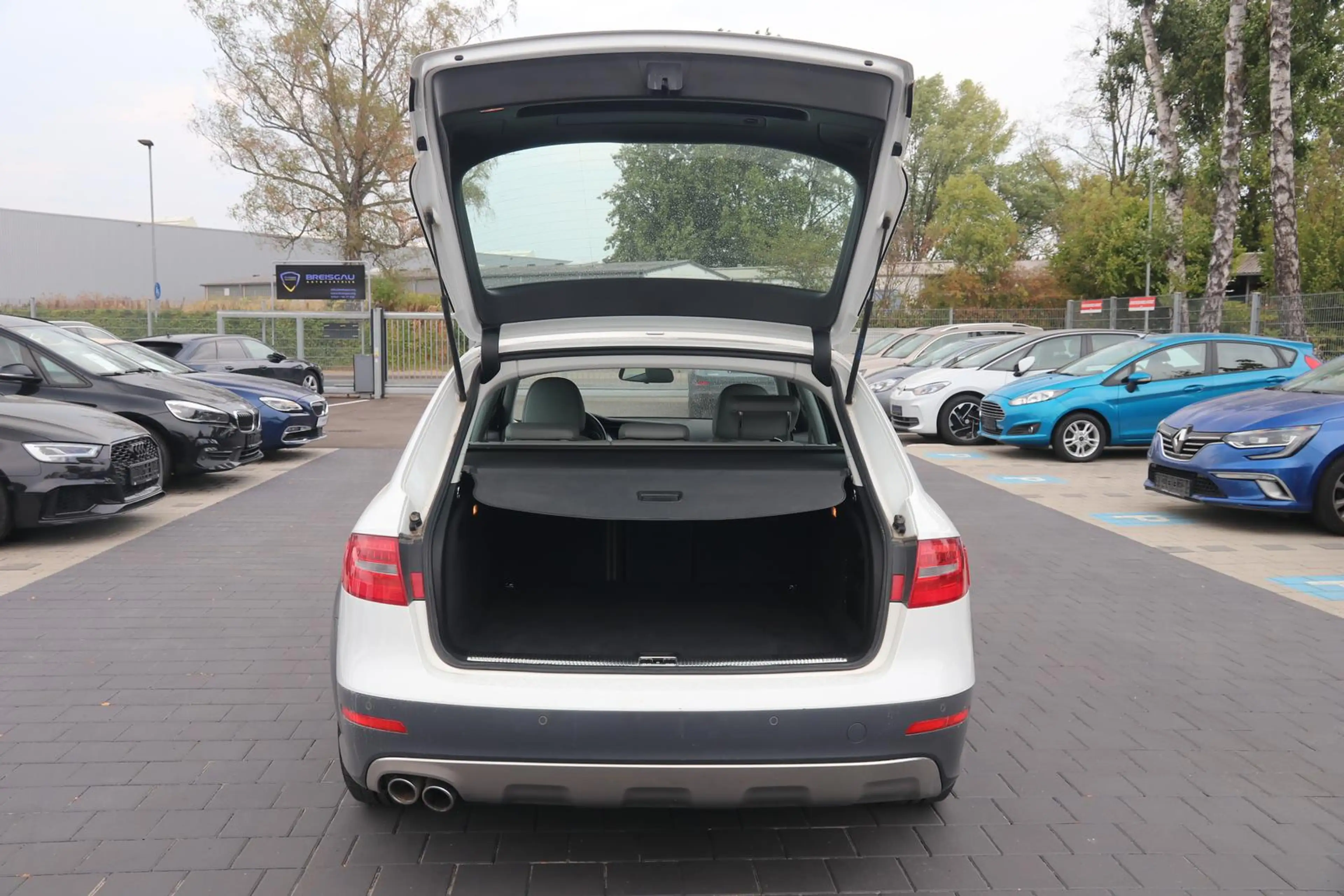 Audi A4 allroad 2.0 16V TDI 2.0 TDI (130kW) — photo 8