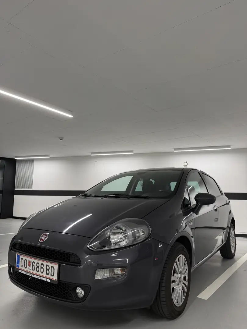 Fiat Grande Punto FIAT GRANDE PUNTO 1.4 Gepflegt Finanzierung Mögli - 1