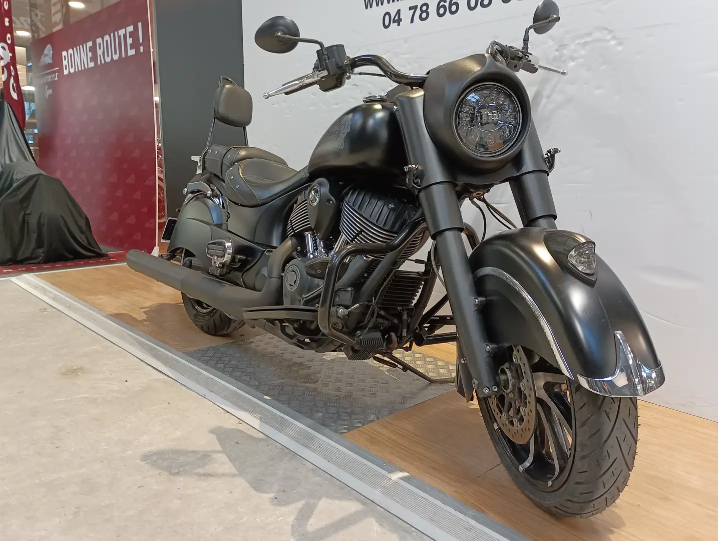 Indian Chief Noir - 2