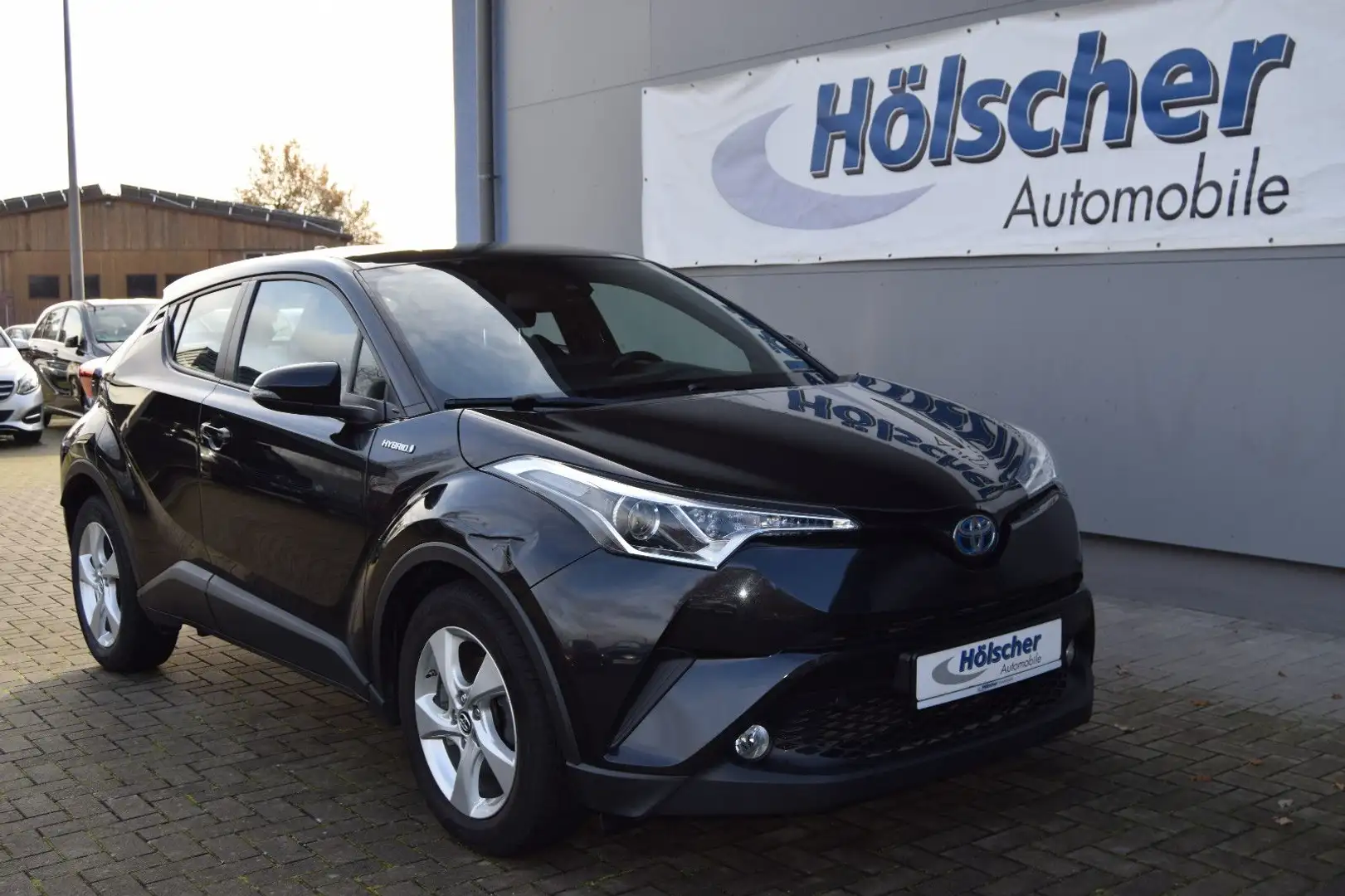 Toyota C-HR Hybrid Style Selection!Navi,Sitzh,LED,Kam, Czarny - 1