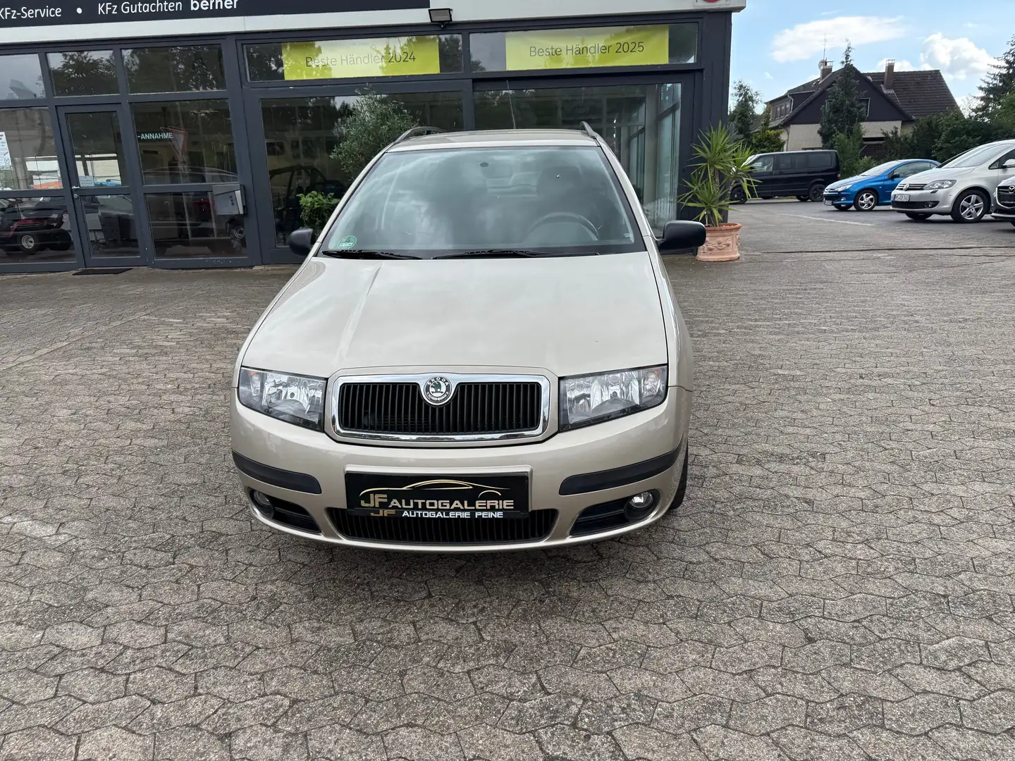 Skoda Fabia Classic"1:HAND"TÜV/NEU"12MonateGarantie" Beige - 2