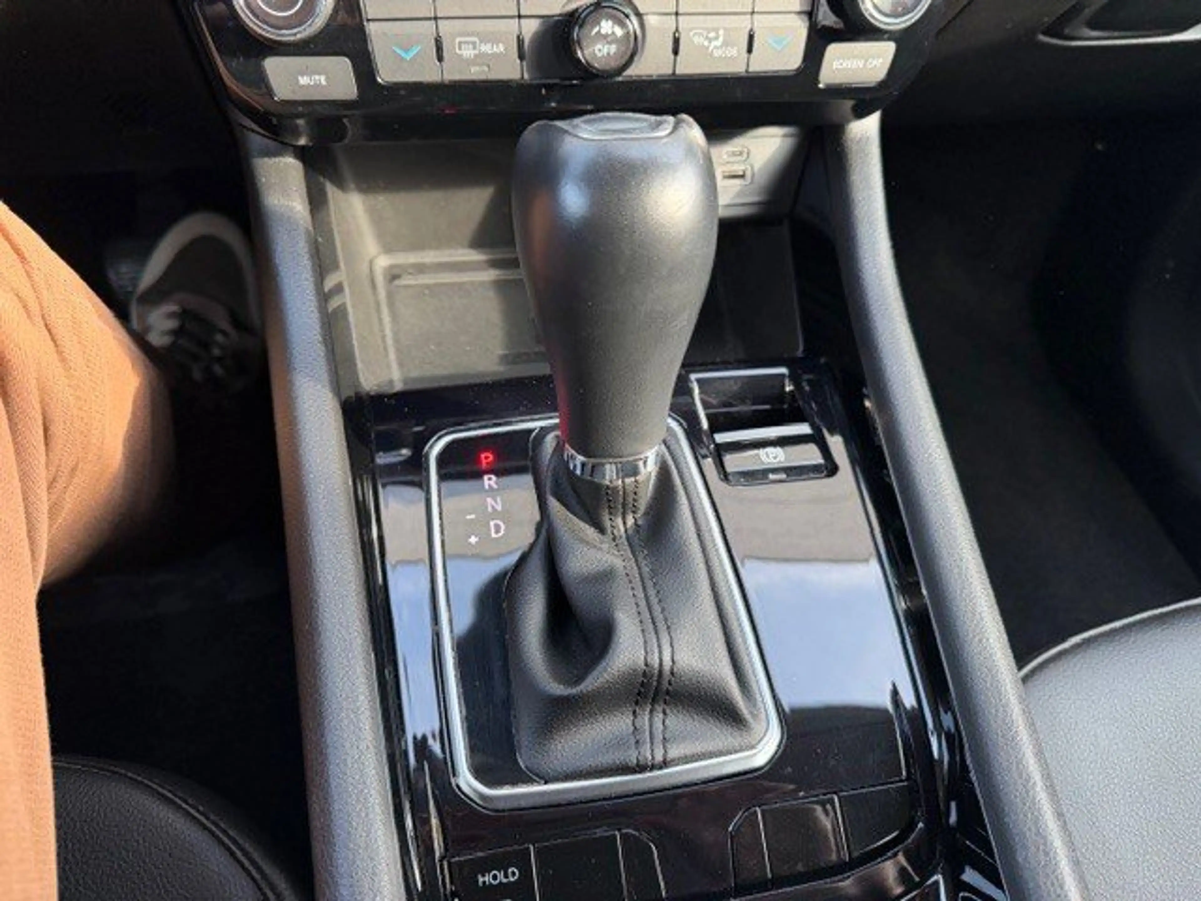 Jeep Compass *GPS*CAMERA*KEY LESS GO* 1.5 MHEV 130 PK Summit — photo 10