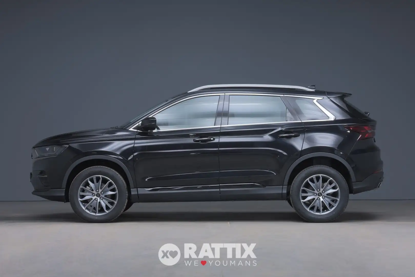 SWM G01 1.5 133CV + tetto apribile Nero - 2