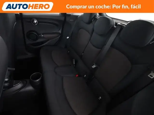 Mini Hatch view 15