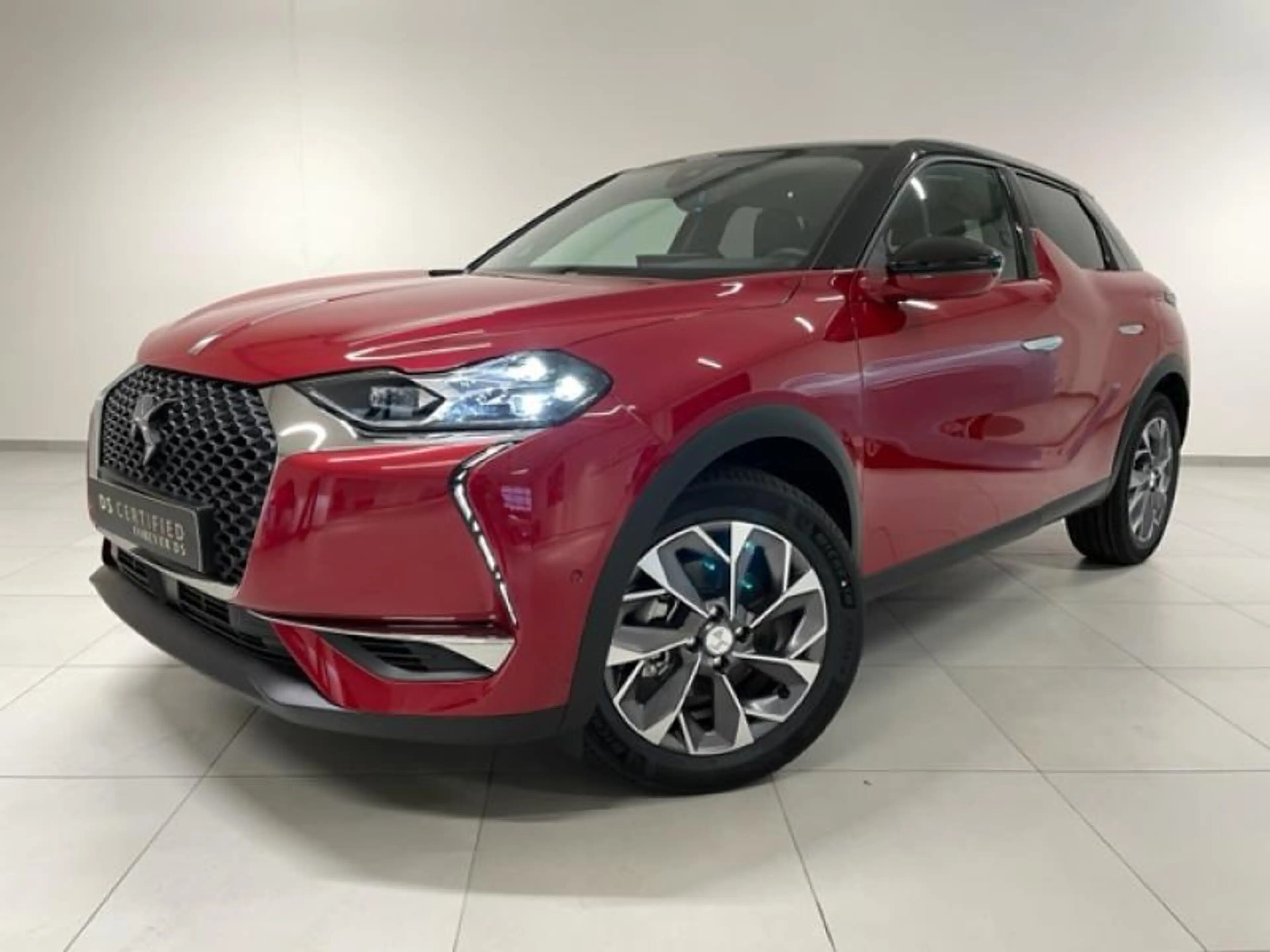 DS Automobiles DS 3 Crossback RIVOLI E-TENSE