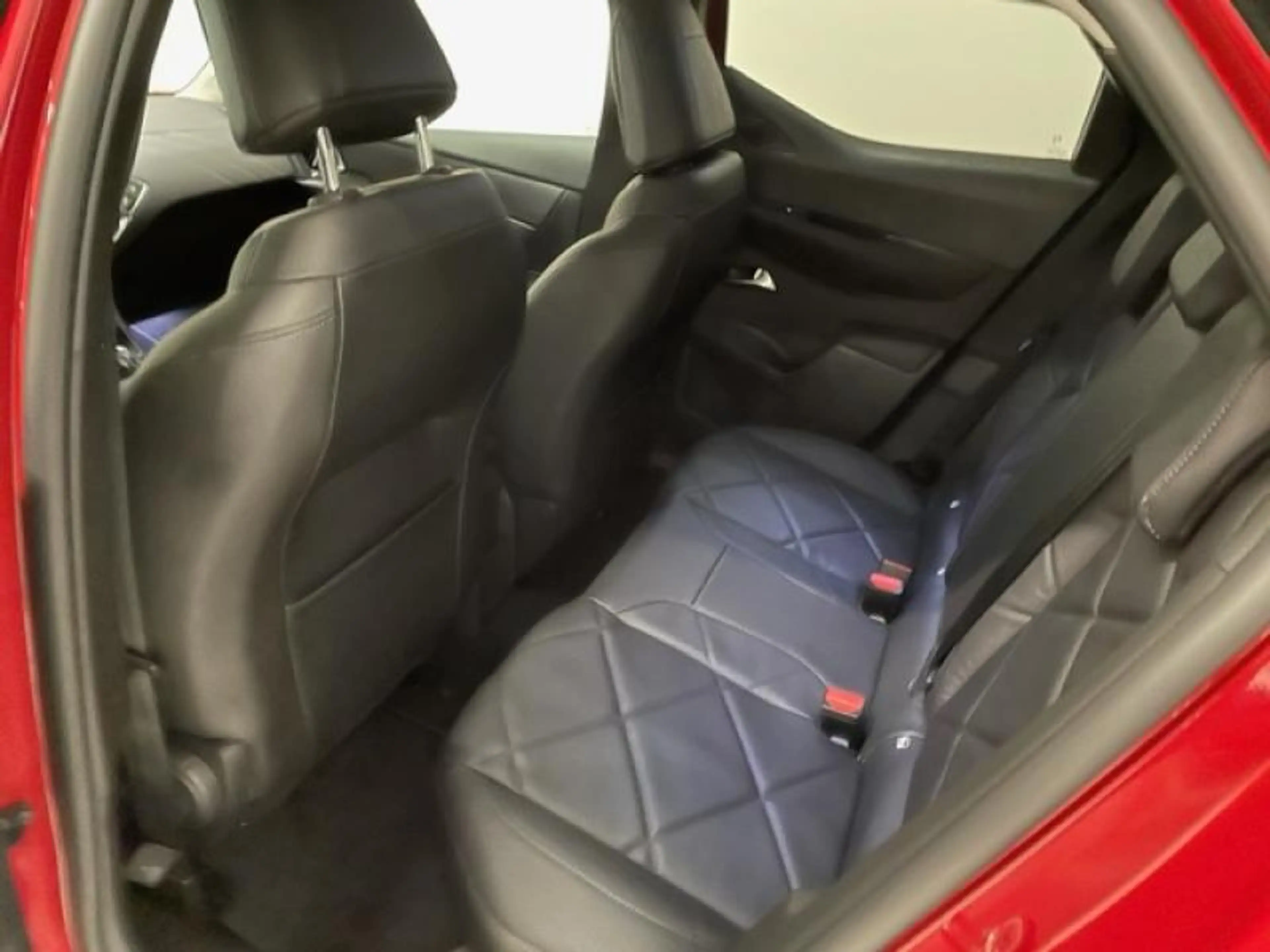 DS Automobiles DS 3 Crossback RIVOLI E-TENSE — photo 10