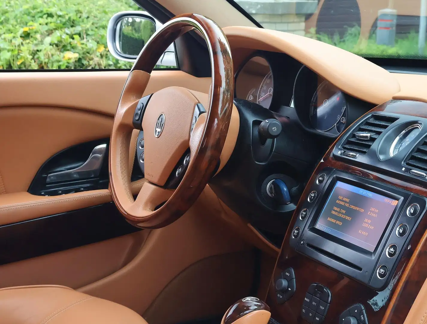 Maserati Quattroporte 4.2 Executive GT ZF-Automaat Gris - 2