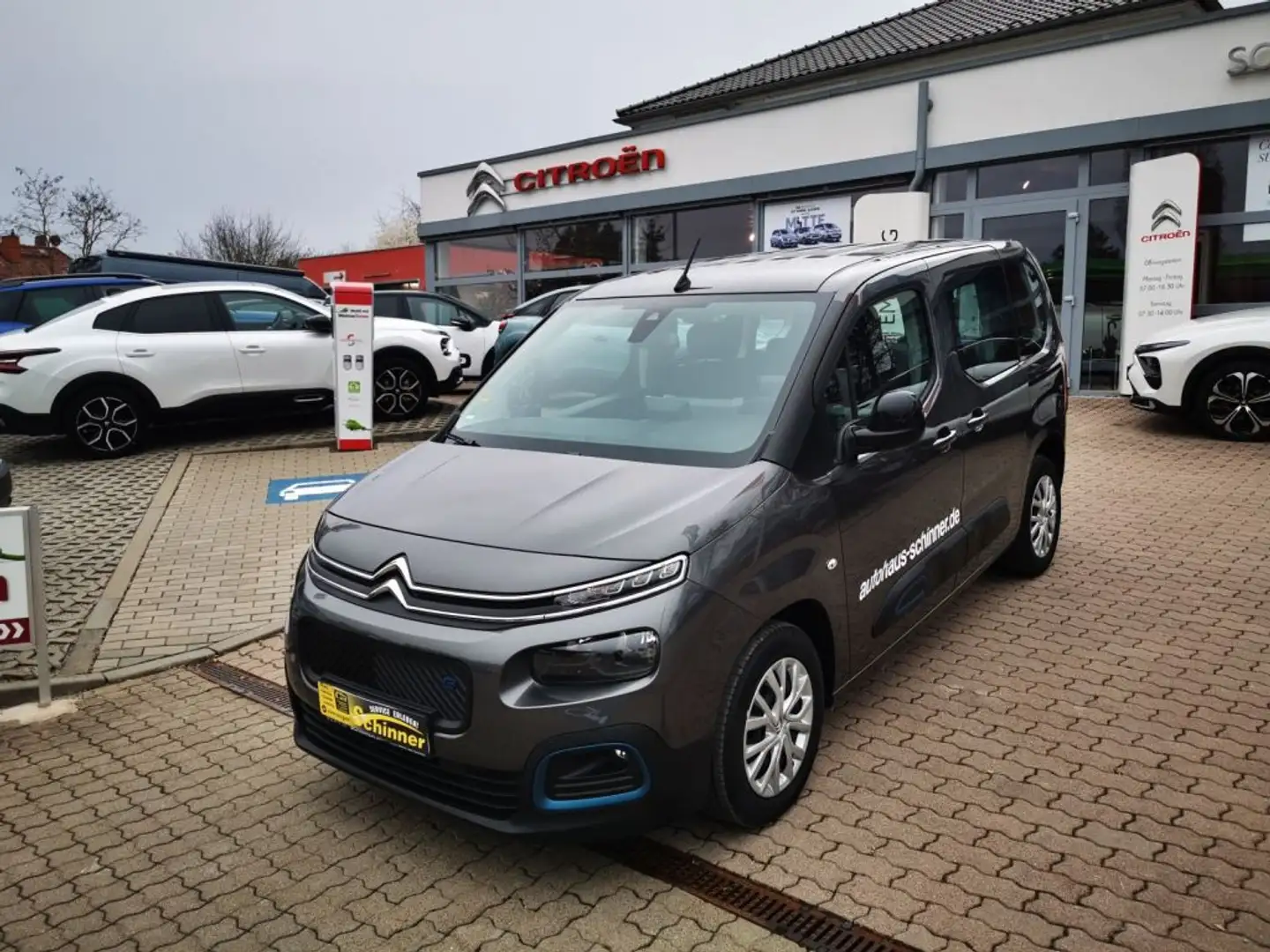 Citroen Berlingo ë-Berlingo M Elektromotor 136 FEEL Grau - 1