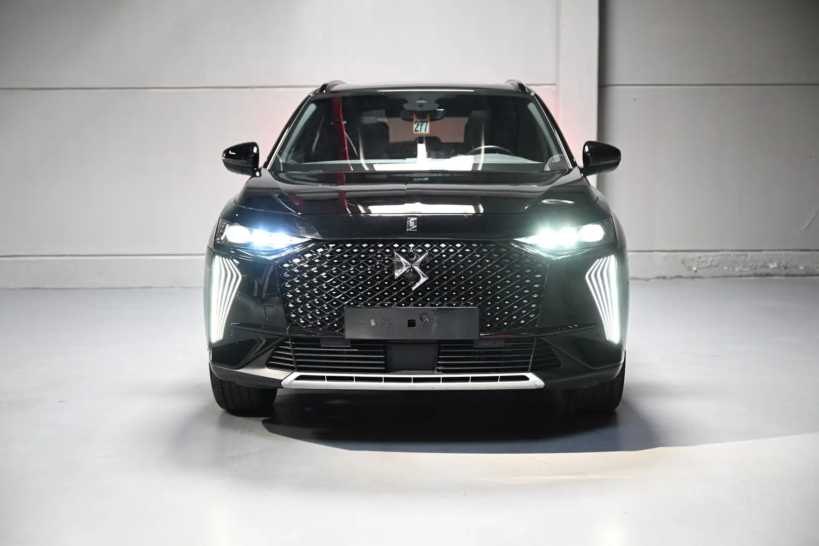 DS Automobiles DS 7 Crossback ETOILE / Toit panoramique / Cuir / 19" Allu Negro - 2