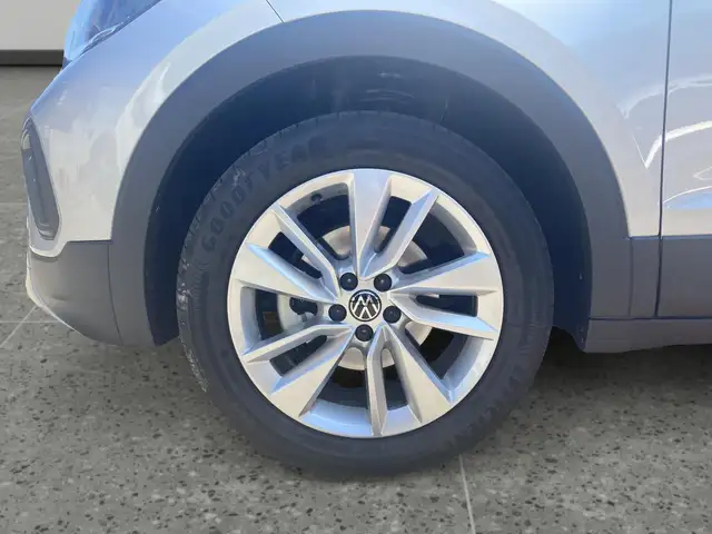 Volkswagen T-Cross view 15