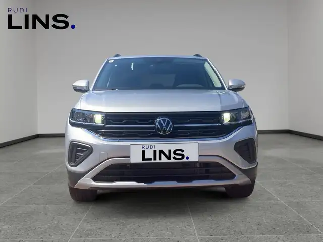 Volkswagen T-Cross view 8