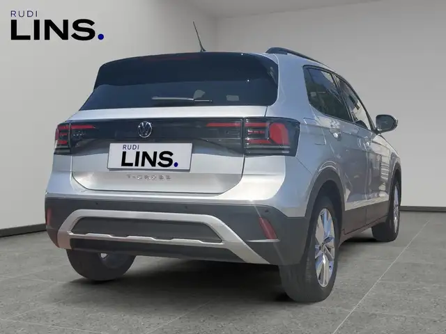 Volkswagen T-Cross view 5
