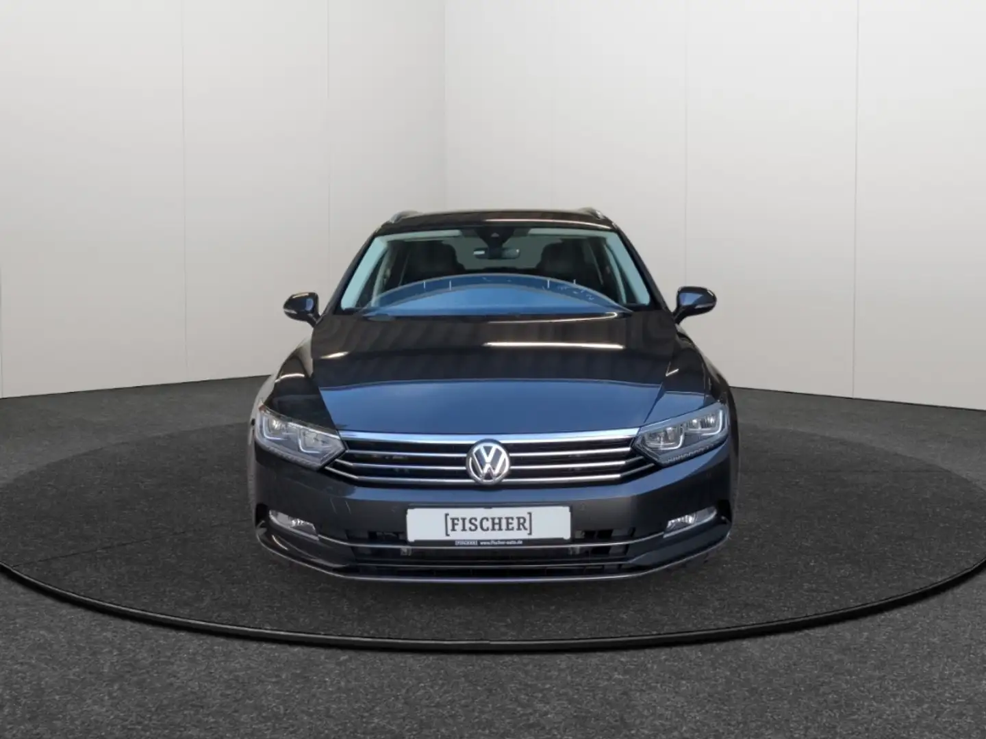 Volkswagen Passat Variant 2.0TDI DSG Highline LED AHK Navi Rear View ACC Grau - 2