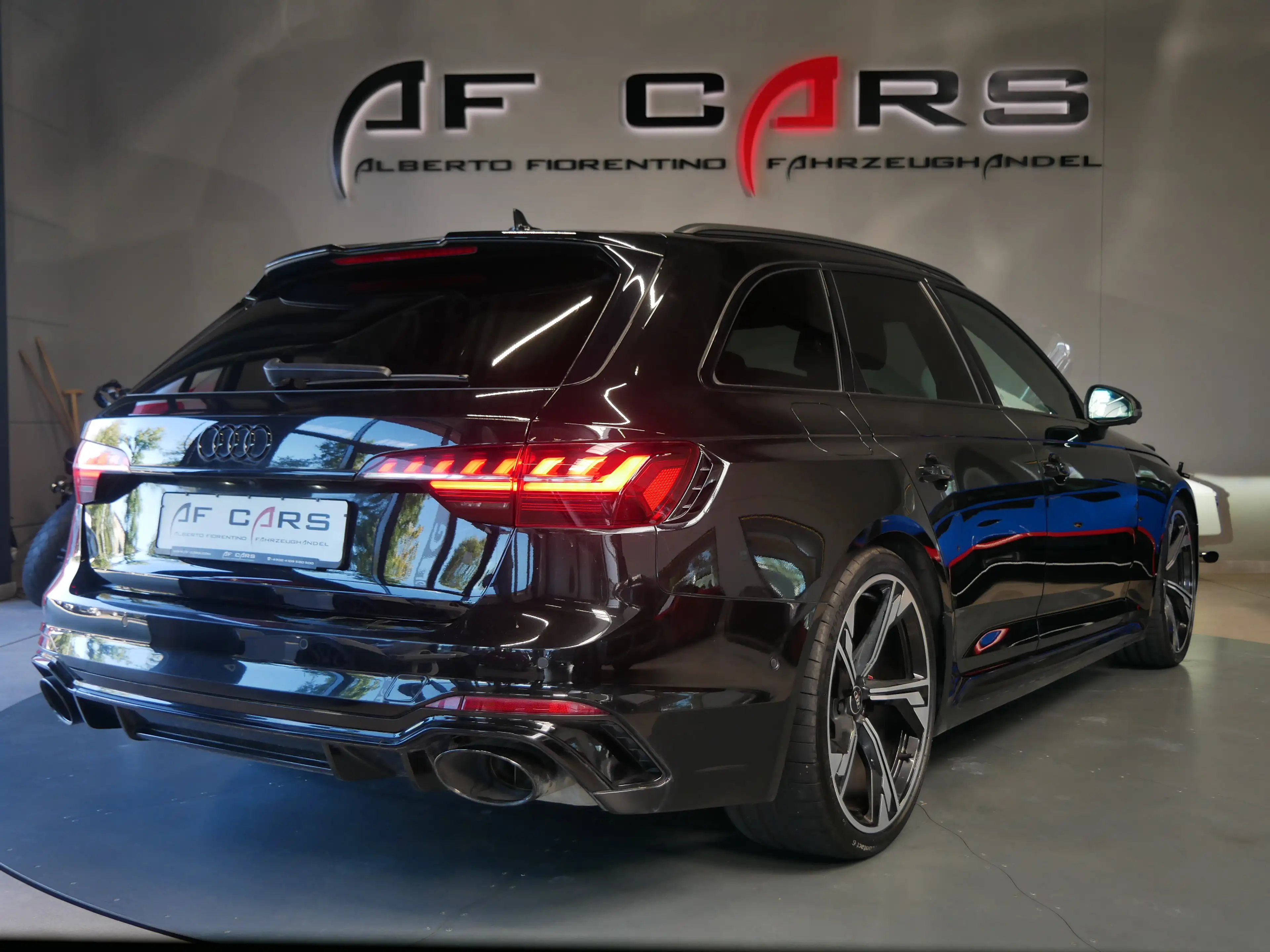 Audi RS 2.9 TFSI quattro VOLL B&O Sportabgas Matrix — photo 6