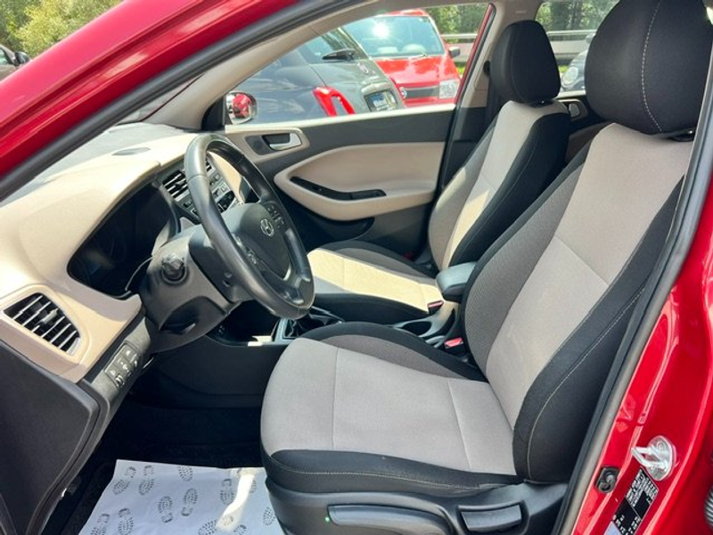 Hyundai i20 1,4 CRDi *Premium-Style* MJ 2017 — photo 10