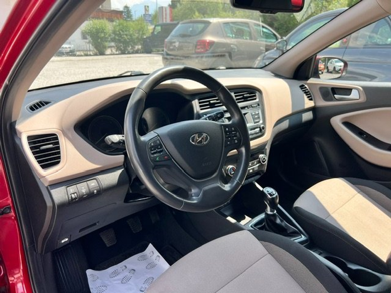 Hyundai i20 1,4 CRDi *Premium-Style* MJ 2017 — photo 8