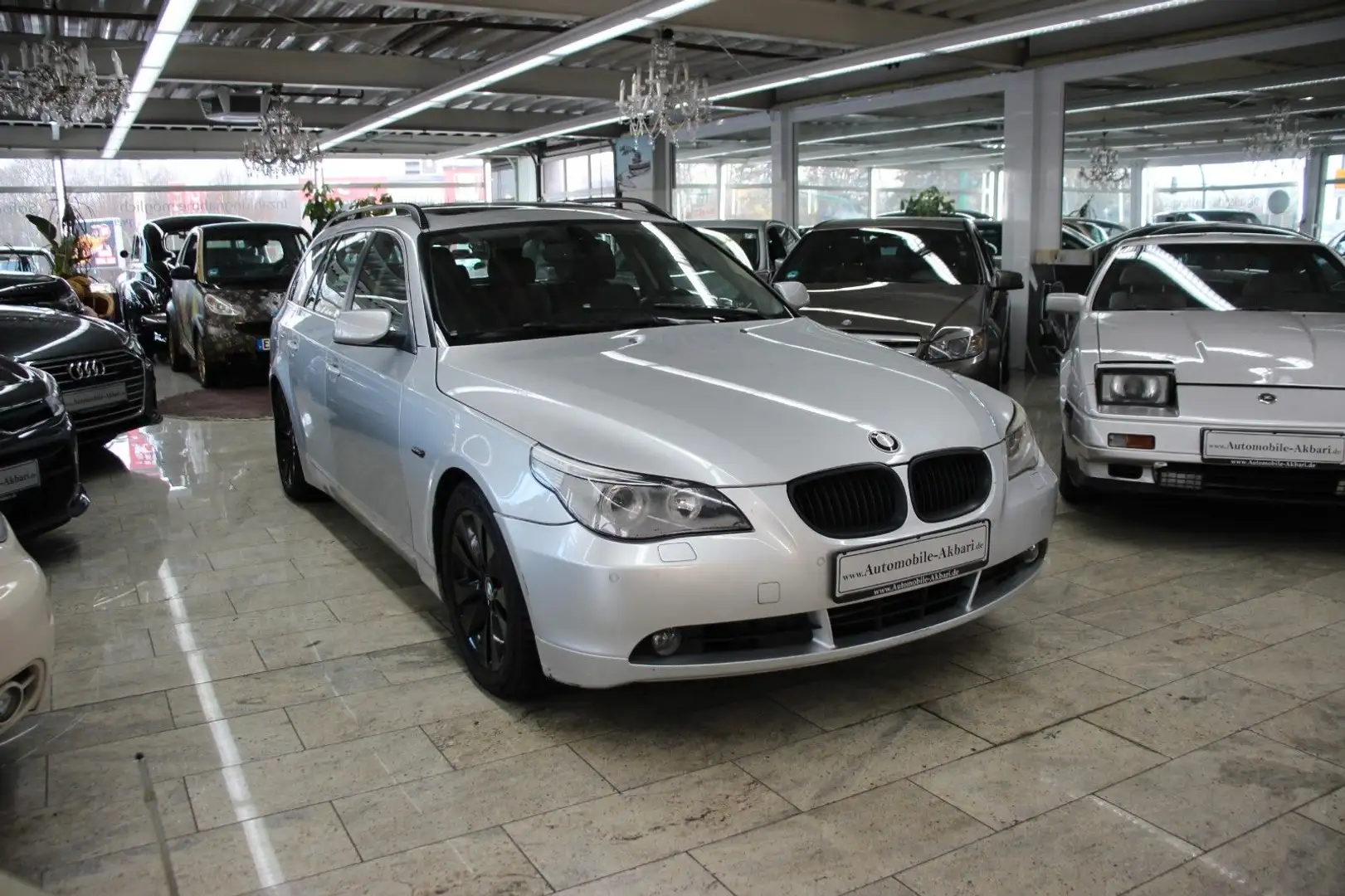 BMW 525 i Touring Silber - 2