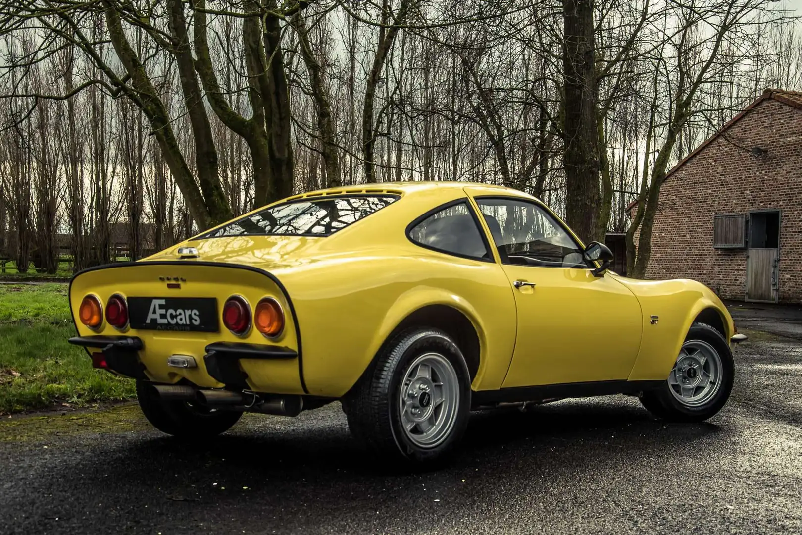 Opel GT 1900 *** TOP CONDITION / RESTORED / LEATHER  *** Amarillo - 2
