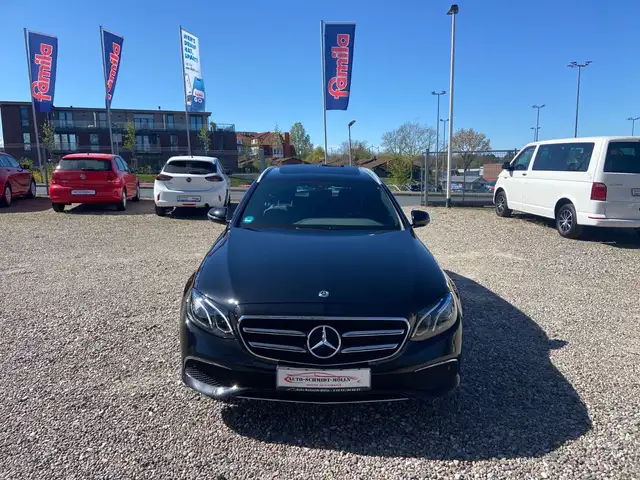 Mercedes-Benz E 200 E T-Modell E 200 4Matic SportStyle