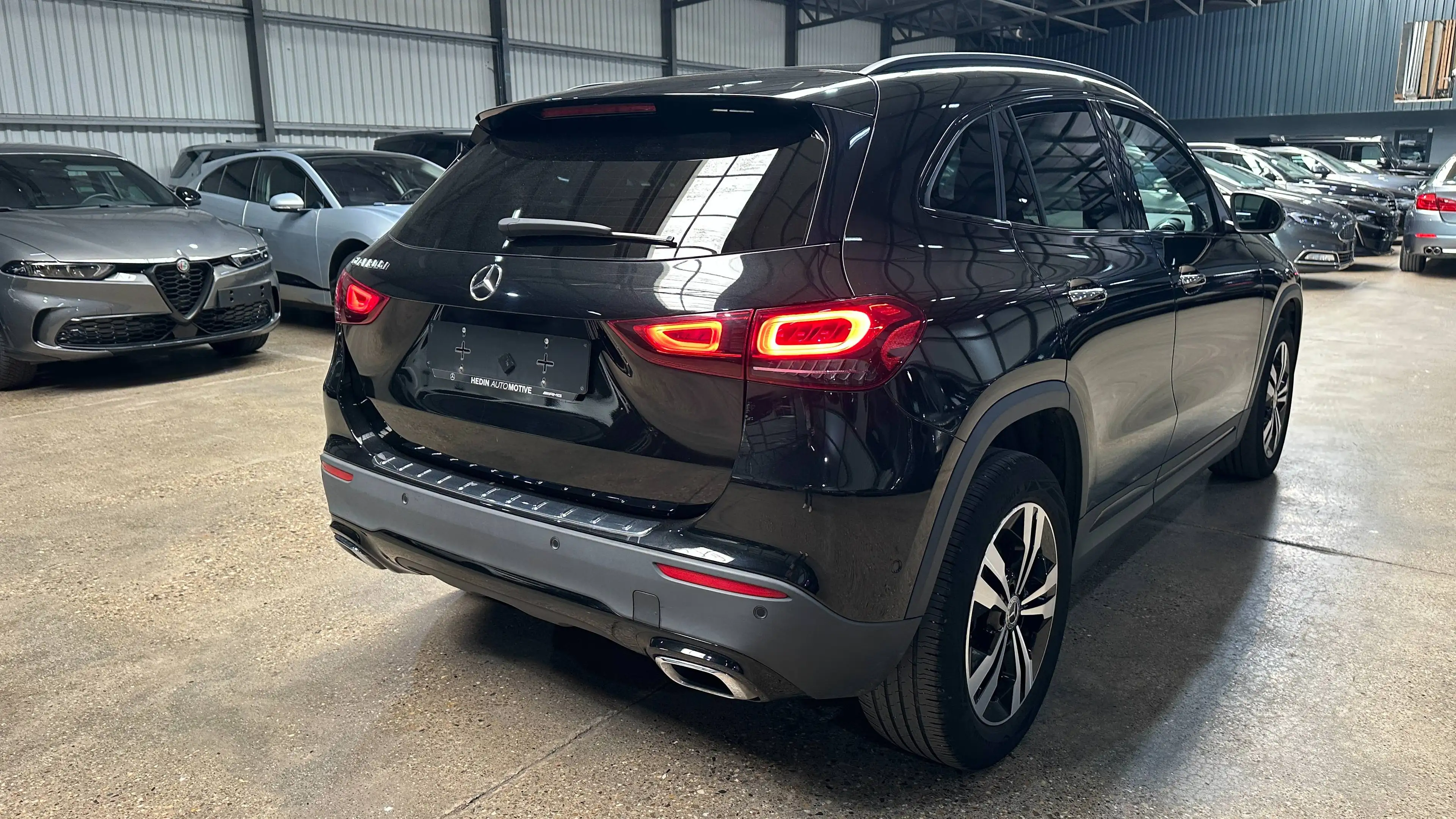Mercedes-Benz GLA 180 GLA 180 d Business Solution Essential — photo 5