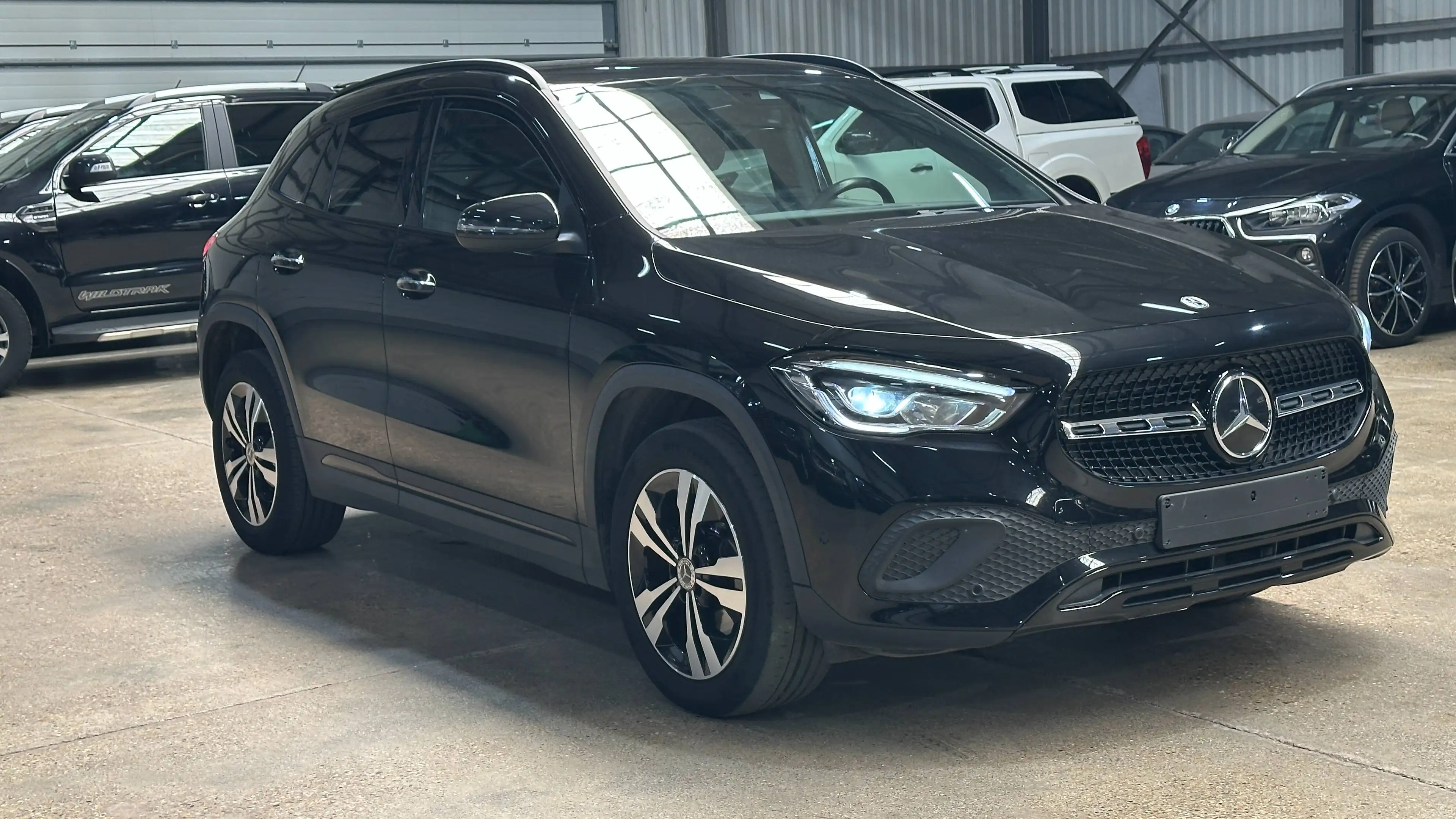 Mercedes-Benz GLA 180 GLA 180 d Business Solution Essential — photo 3