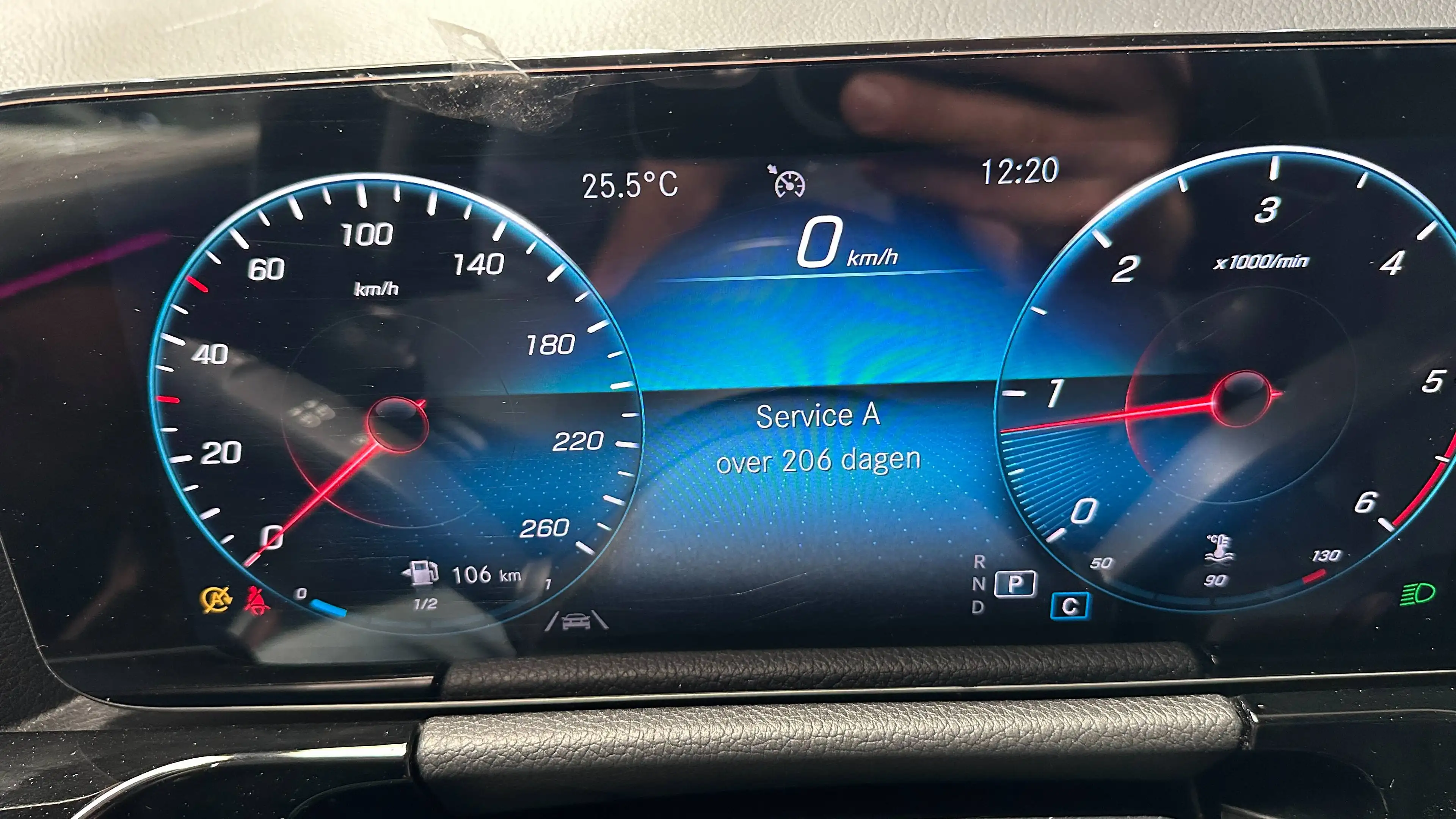 Mercedes-Benz GLA 180 GLA 180 d Business Solution Essential — photo 15