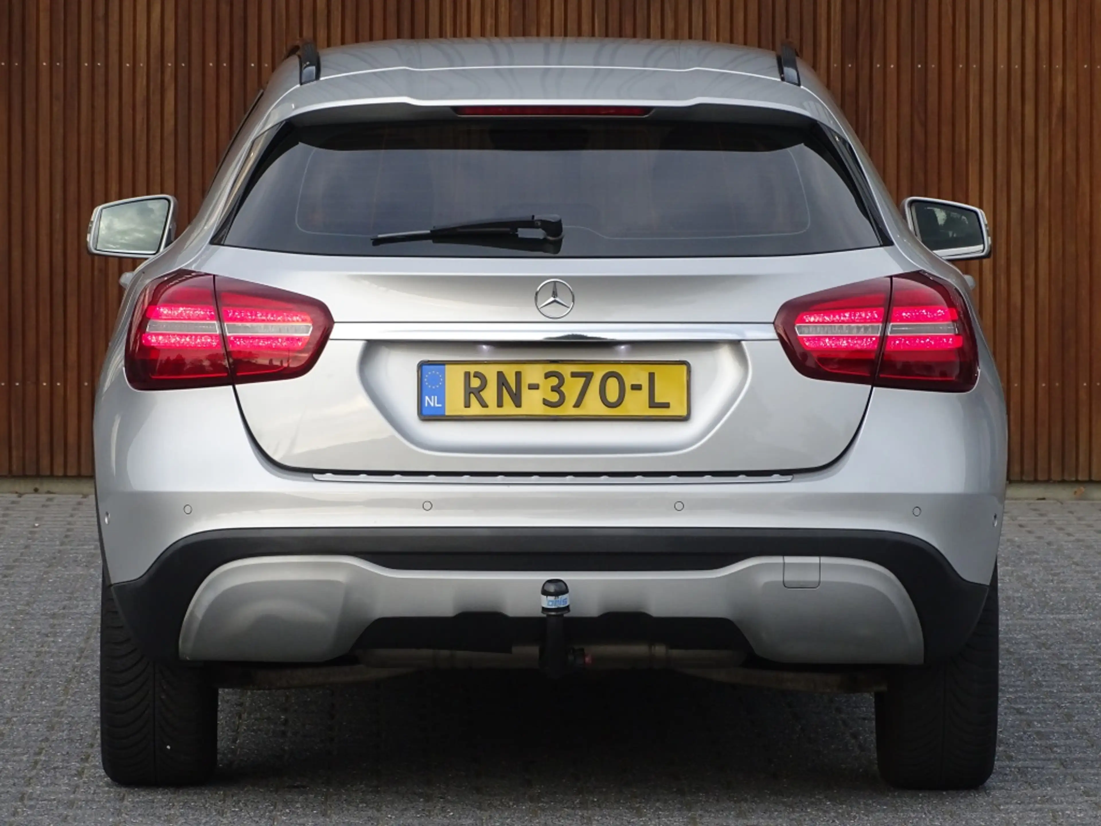 Mercedes-Benz GLA 180 180D 109PK automaat / LED / Apple CarPlay / *NAP* — photo 10
