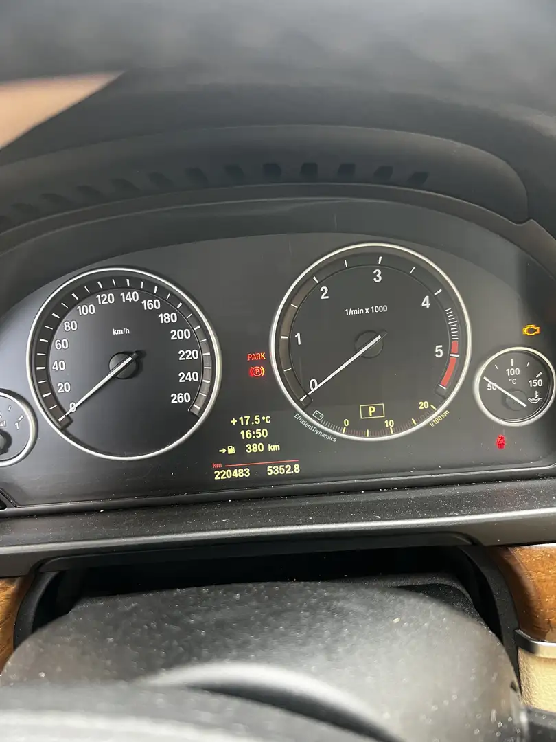 BMW 530 530d Limousine - 1