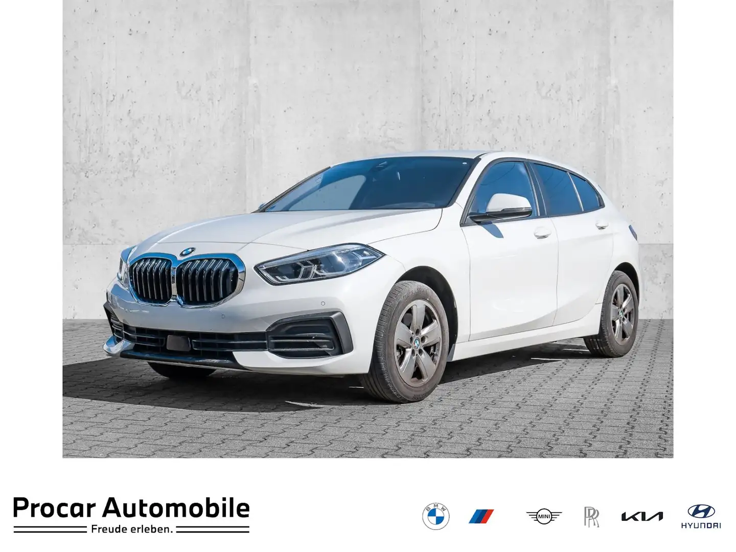 BMW 118 i Advantage Navi+LED+PDC+SHZ+DAB+Lordose+Durchlade Weiß - 1