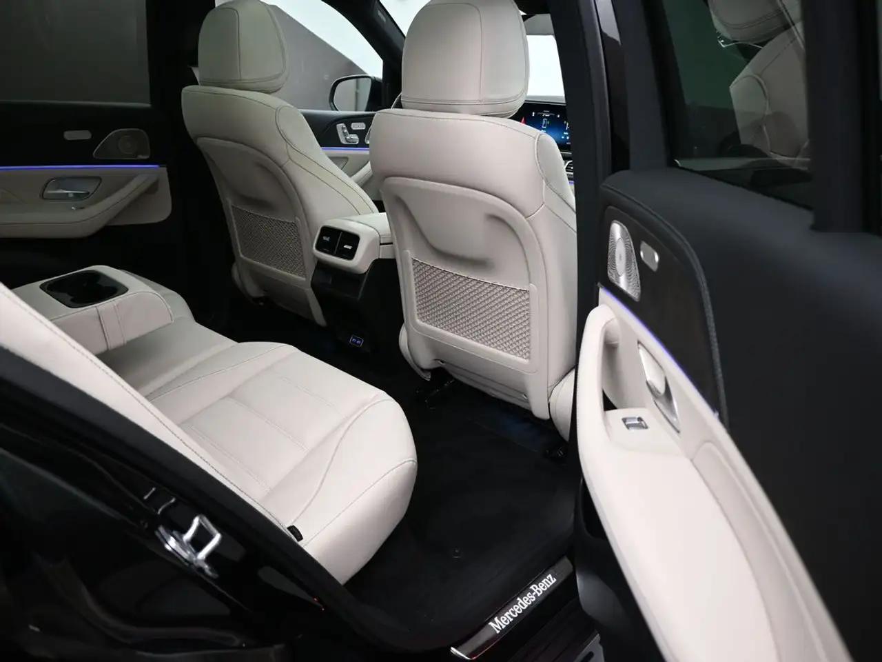 Mercedes-Benz GLE снимка Mercedes-Benz GLE