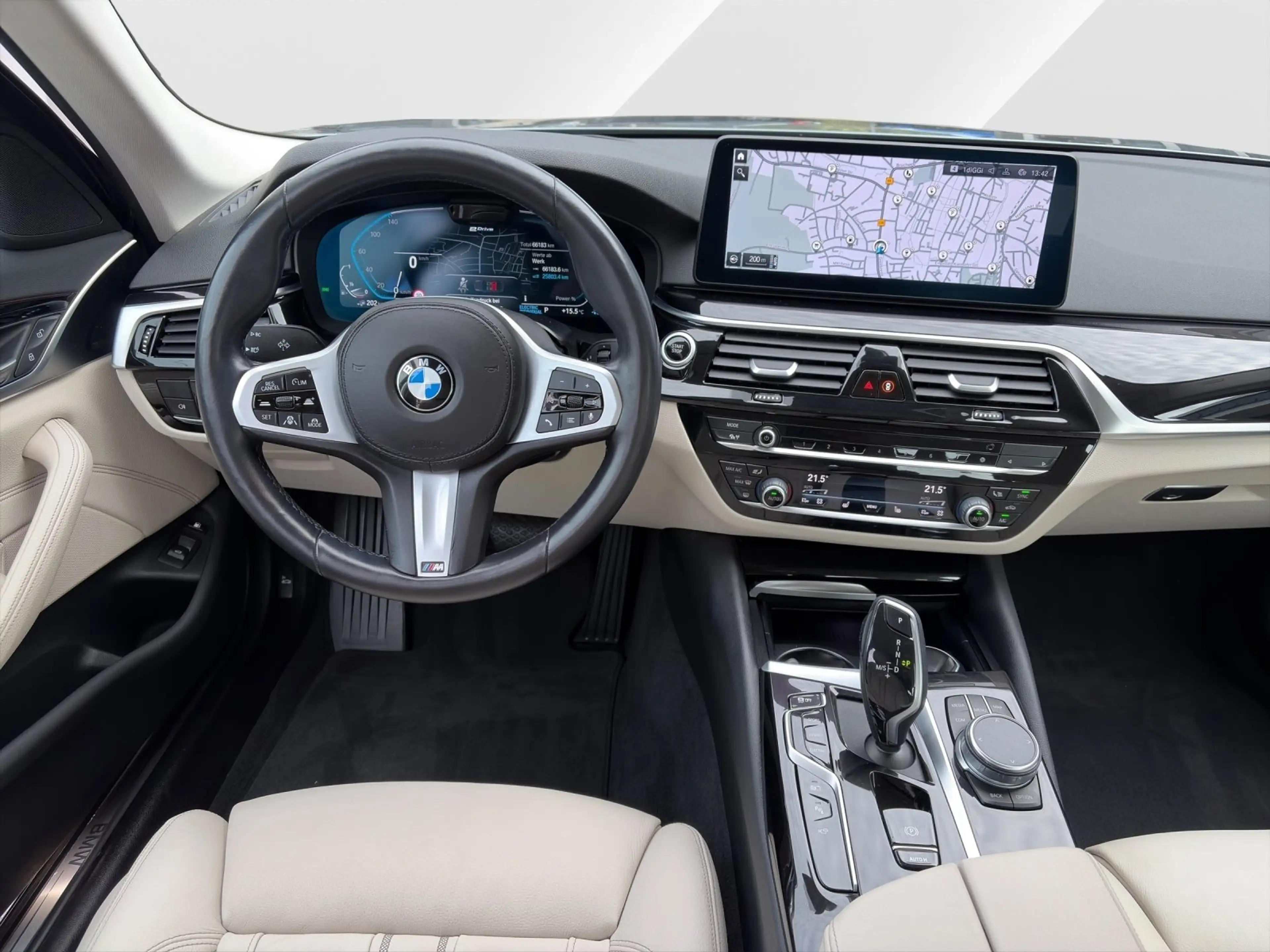 BMW 530 e Limousine — photo 9