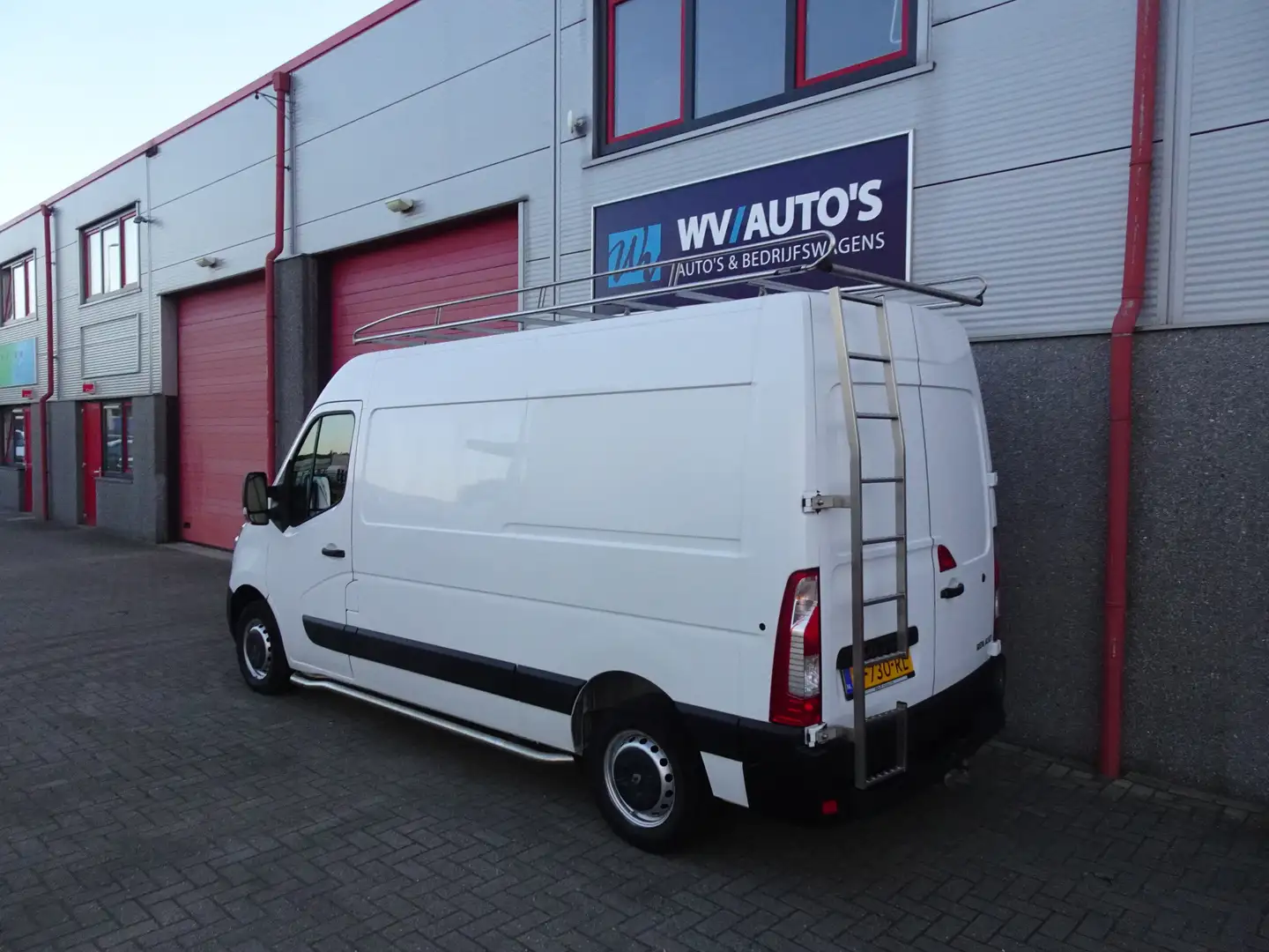 Renault Master T35 2.3 dCi L2H2 Energy l2-h2 airco 3 zits Wit - 2