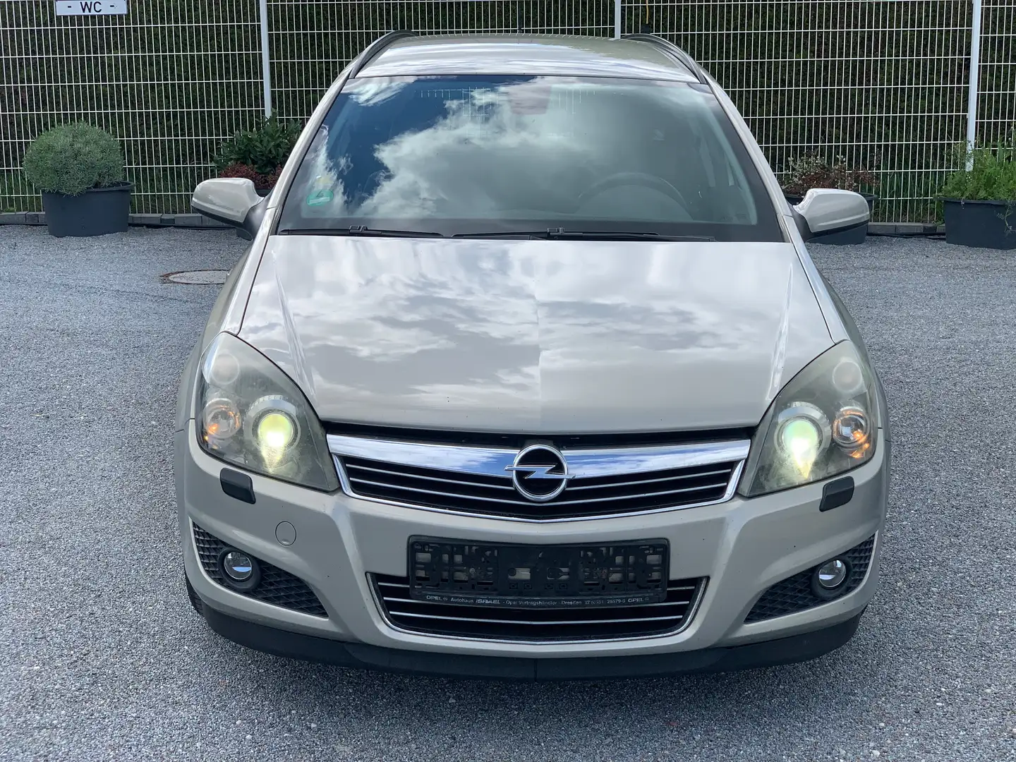 Opel Astra Innovation/2 HAND/KLIMAAUT./SHZ/XENON/EURO 4 Beige - 2