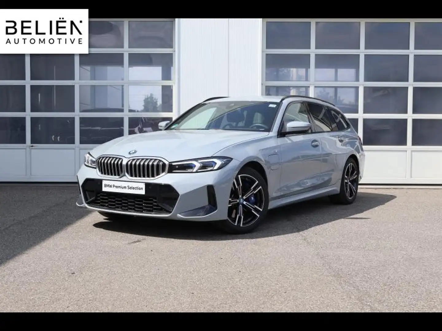 BMW 330 Touring Grijs - 1