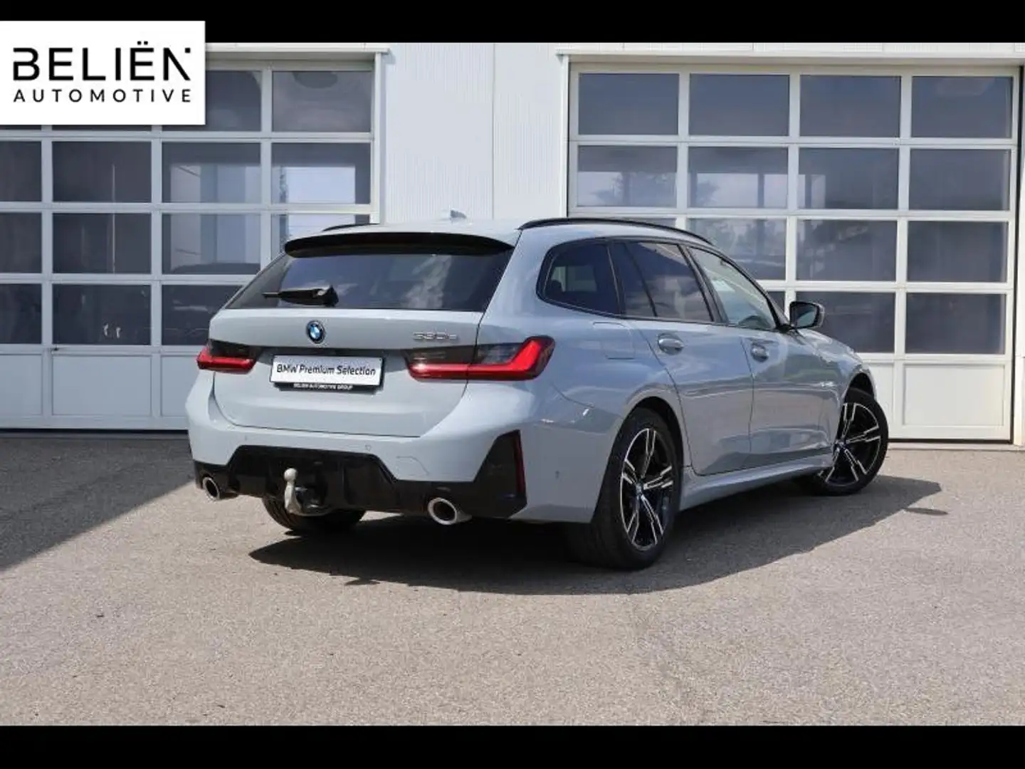 BMW 330 Touring Grijs - 2