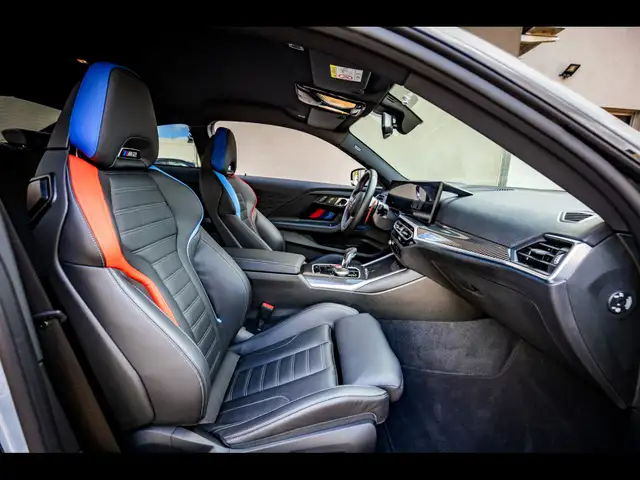 BMW M2 view 13