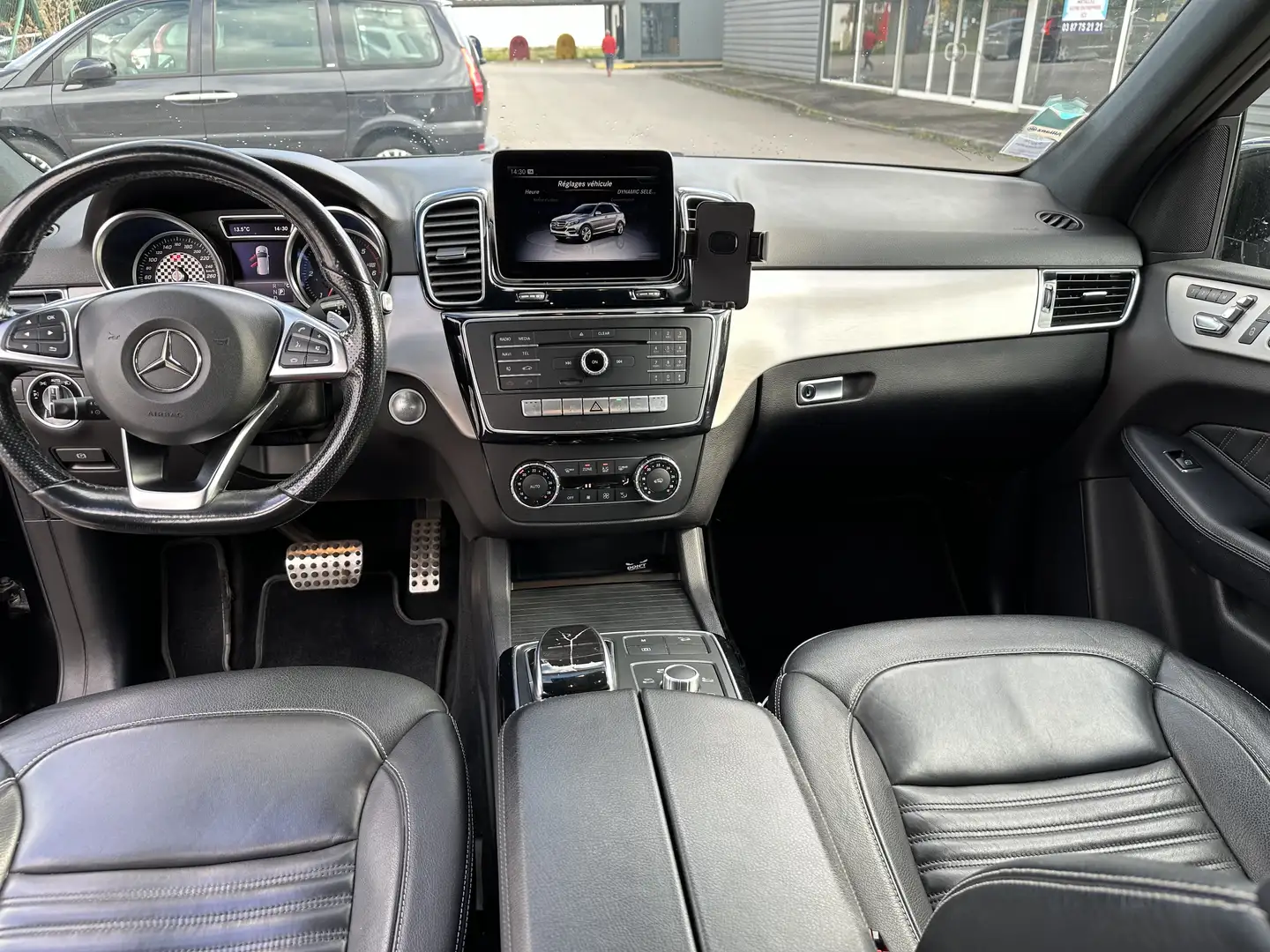 Mercedes-Benz GLE 350 d 4Matic 9G-TRONIC AMG Line - 2