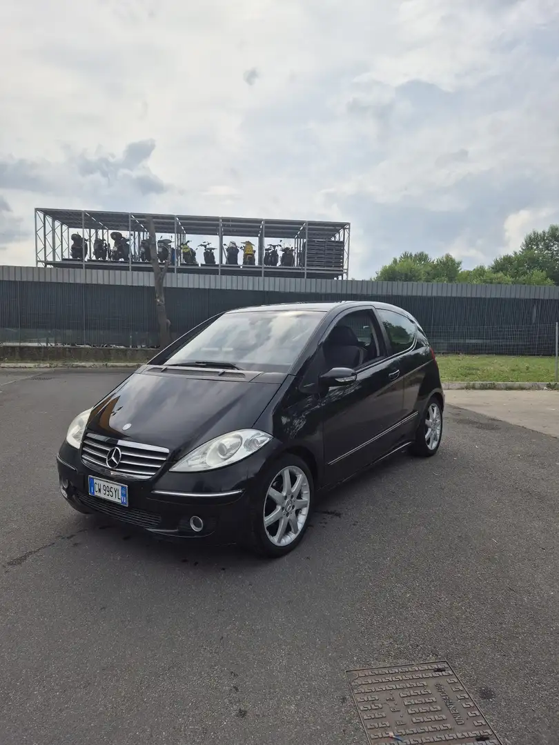 Mercedes-Benz A 150 Elegance coupe - 1