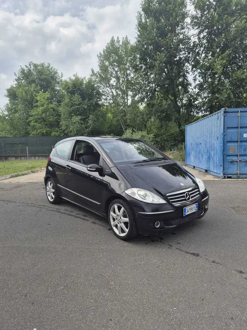 Mercedes-Benz A 150 Elegance coupe - 2