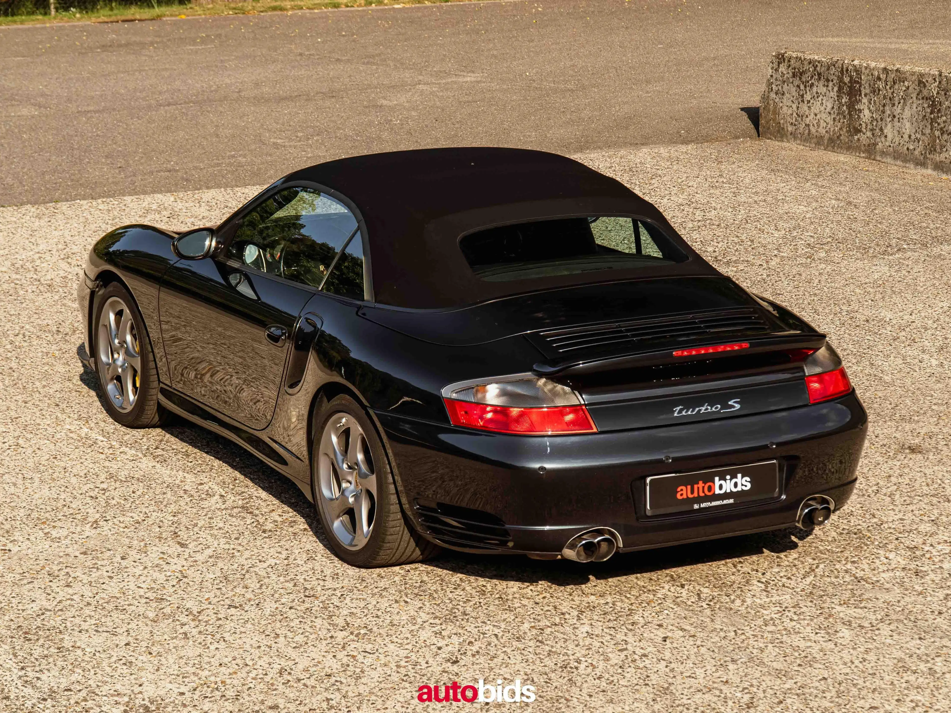 Porsche 996 Turbo S Cabrio — photo 7