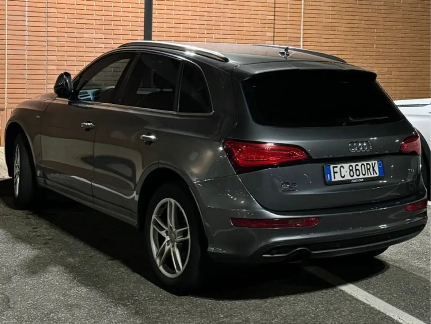 Audi Q5 2.0 tdi Business 190cv s-tronic - 1
