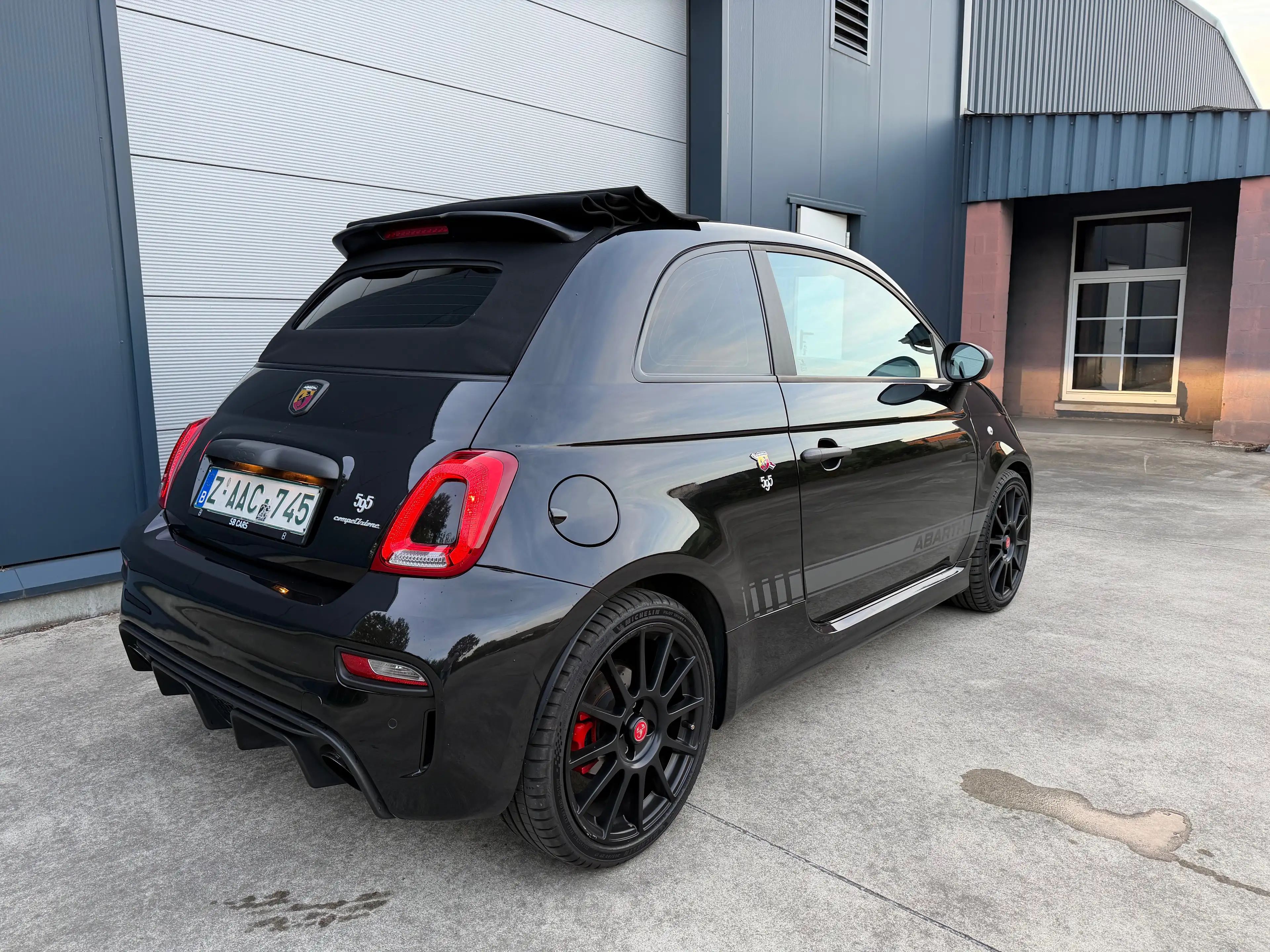 Abarth 595 Competizione 595C 1.4 T-Jet Competizione — photo 5