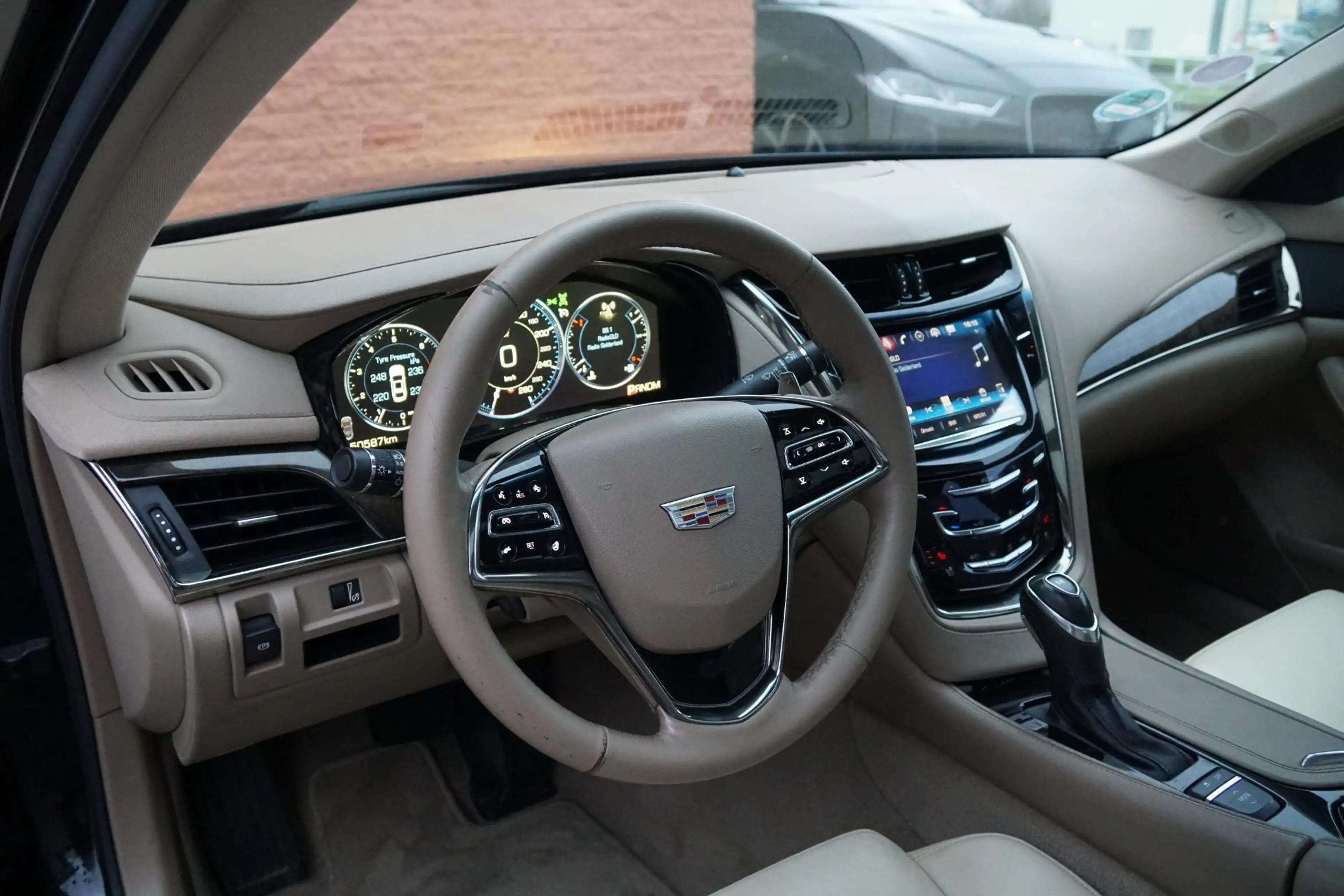 Cadillac CTS 2.0 Premium met LPG installatie + PANO / STOELVERK — photo 13