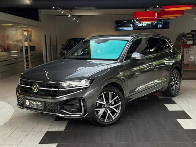 Volkswagen Touareg main image