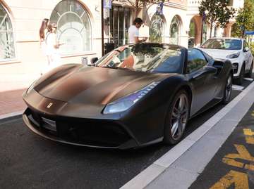 488 4.0 V8 670ch Spider