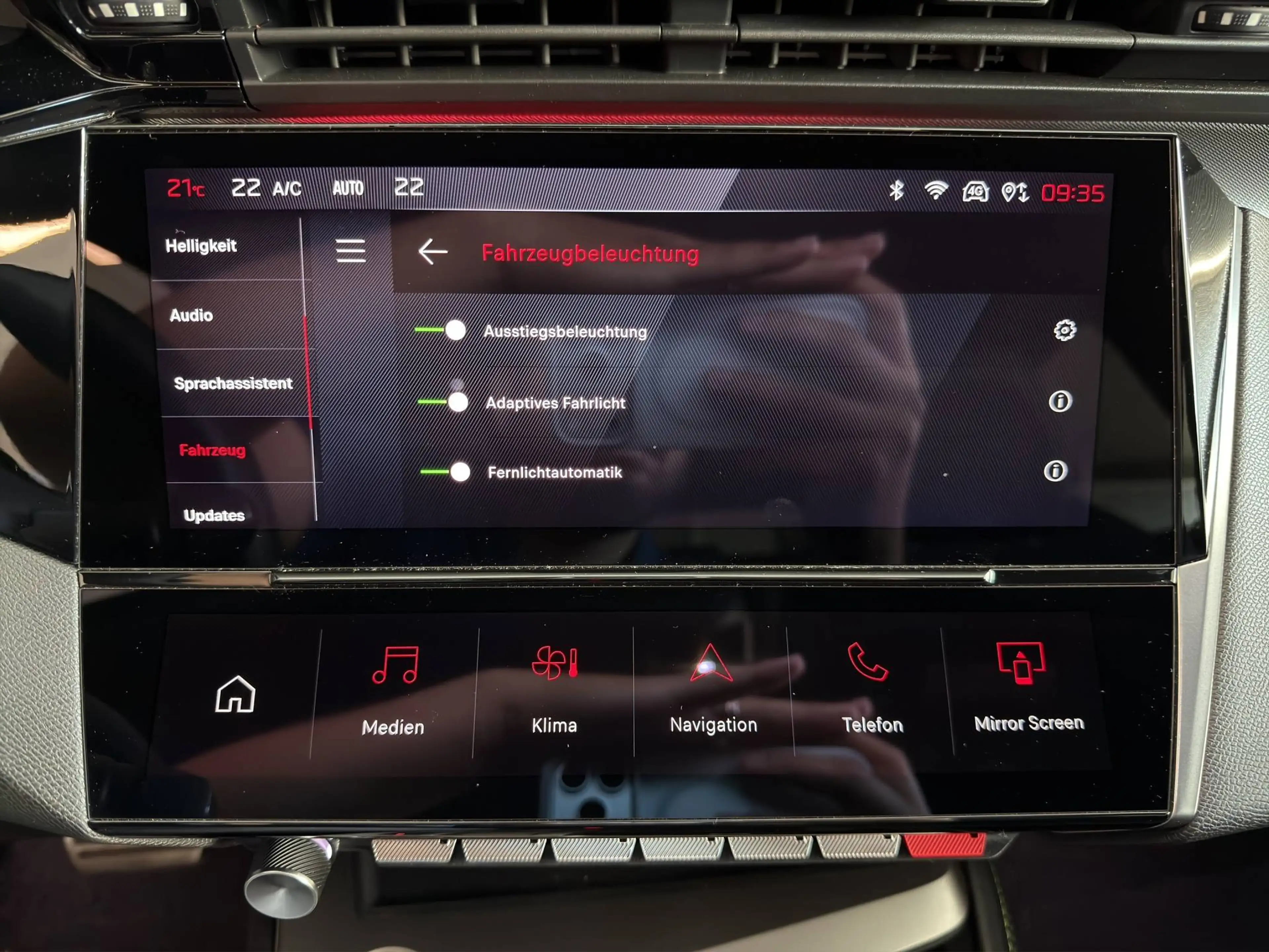 Peugeot 408 GT 1.2 130 EAT8 PureTech EURO 6d — photo 14