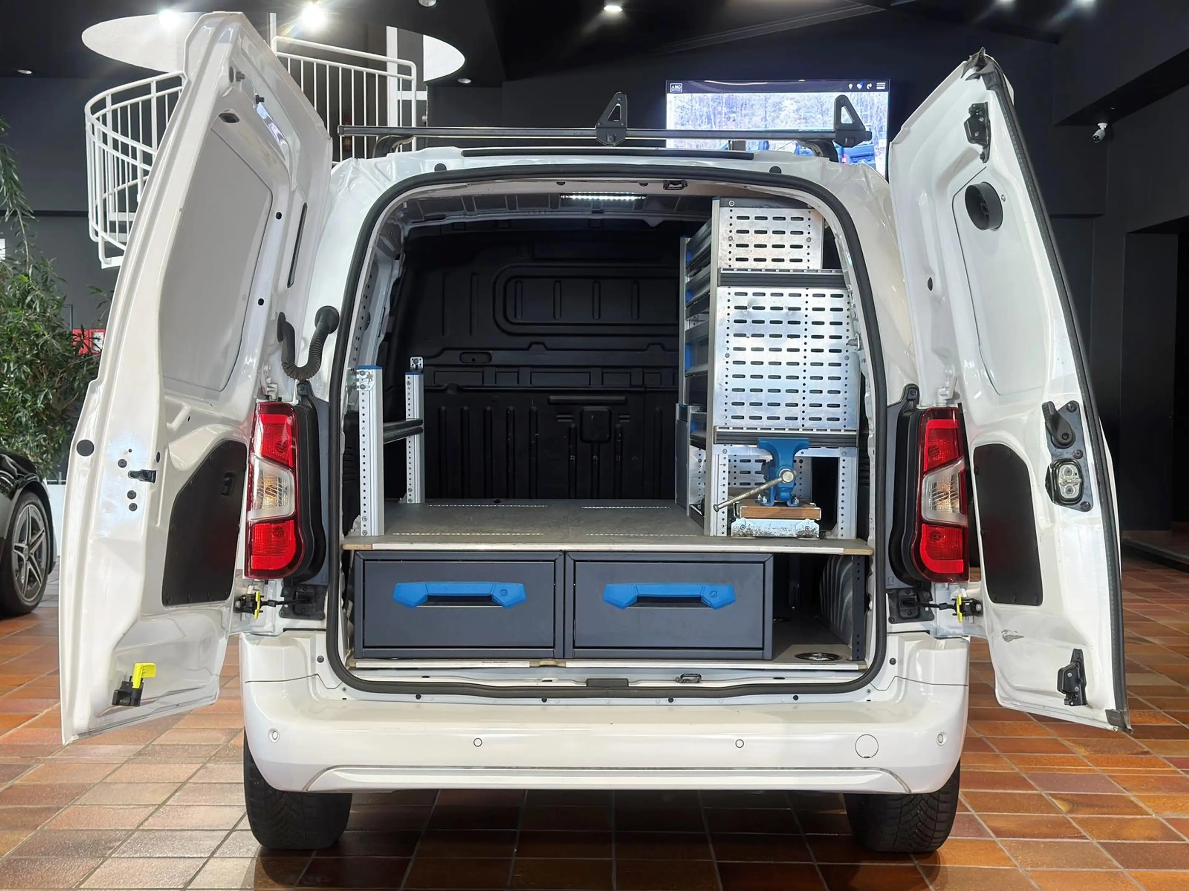 Opel Combo CARGO 1.5 D EDITION SORTIMO-WERKSTATT TEMPOMAT SIT — photo 10