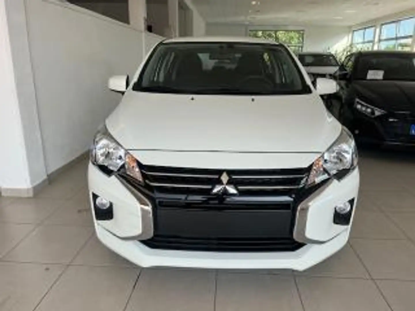 Mitsubishi Space Star 1.2 Invite Blanc - 2